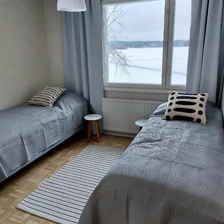 Kotirinne 135 - Jaerven Rannalla