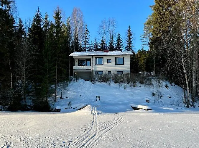 Kotirinne 135 - Jaerven Rannalla *